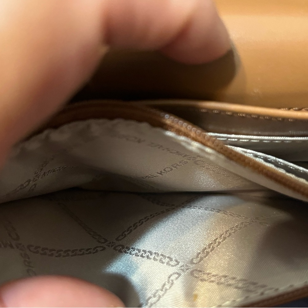 Michael Kors Tan Leather Bag with Gold Hardware - Picture 15 of 15